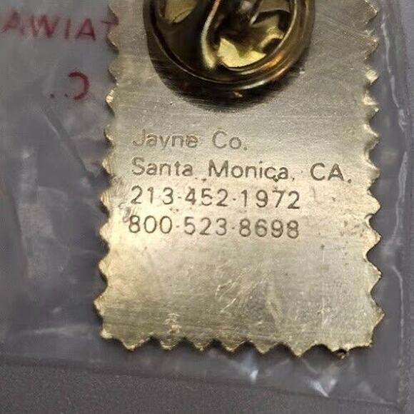 "Learning never ends" USA 15c Stamp Lapel Pin Commemorative 1.25 in X .5 in - Picture 3 of 6